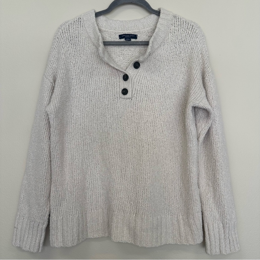 American Eagle Outfitters Cream Long Sleeve Sweater | Size Small